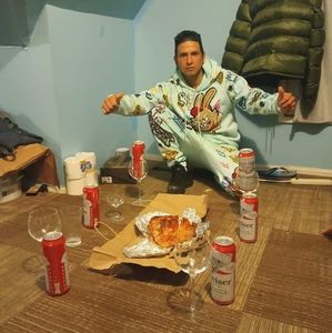 Meet your Posher, Luis